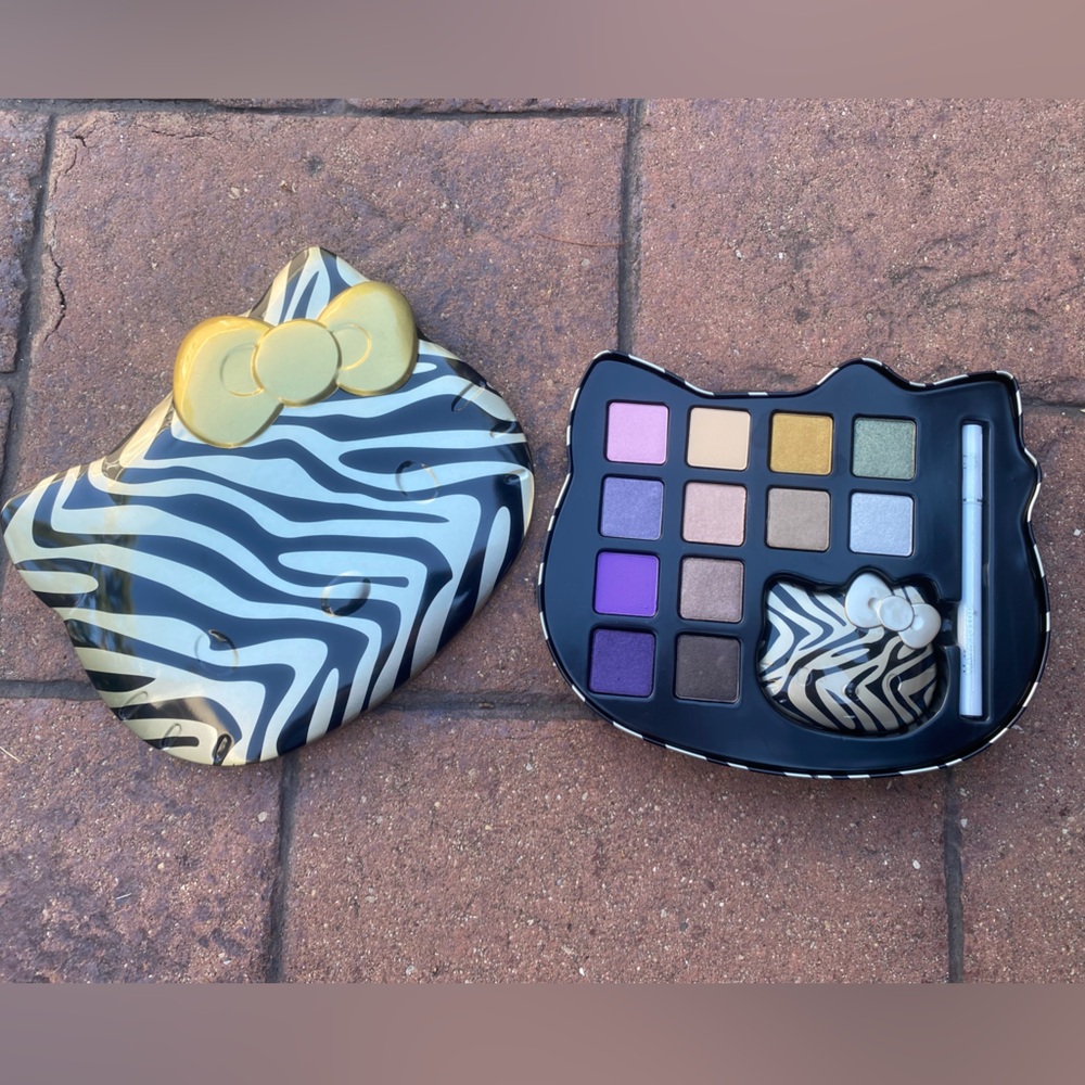 Hello Kitty Wild Thing Eyeshadow Palette